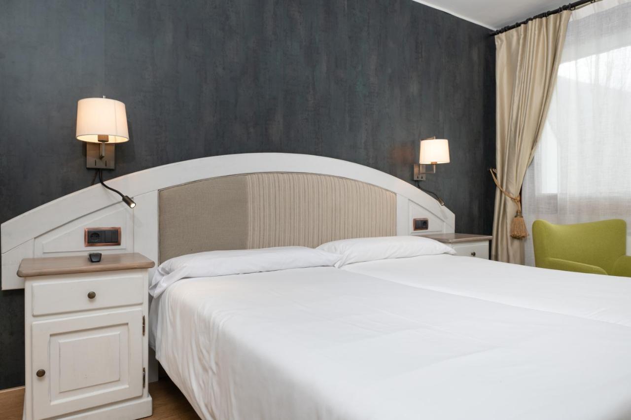 Hotel De Montana El Mirador Broto Zewnętrze zdjęcie