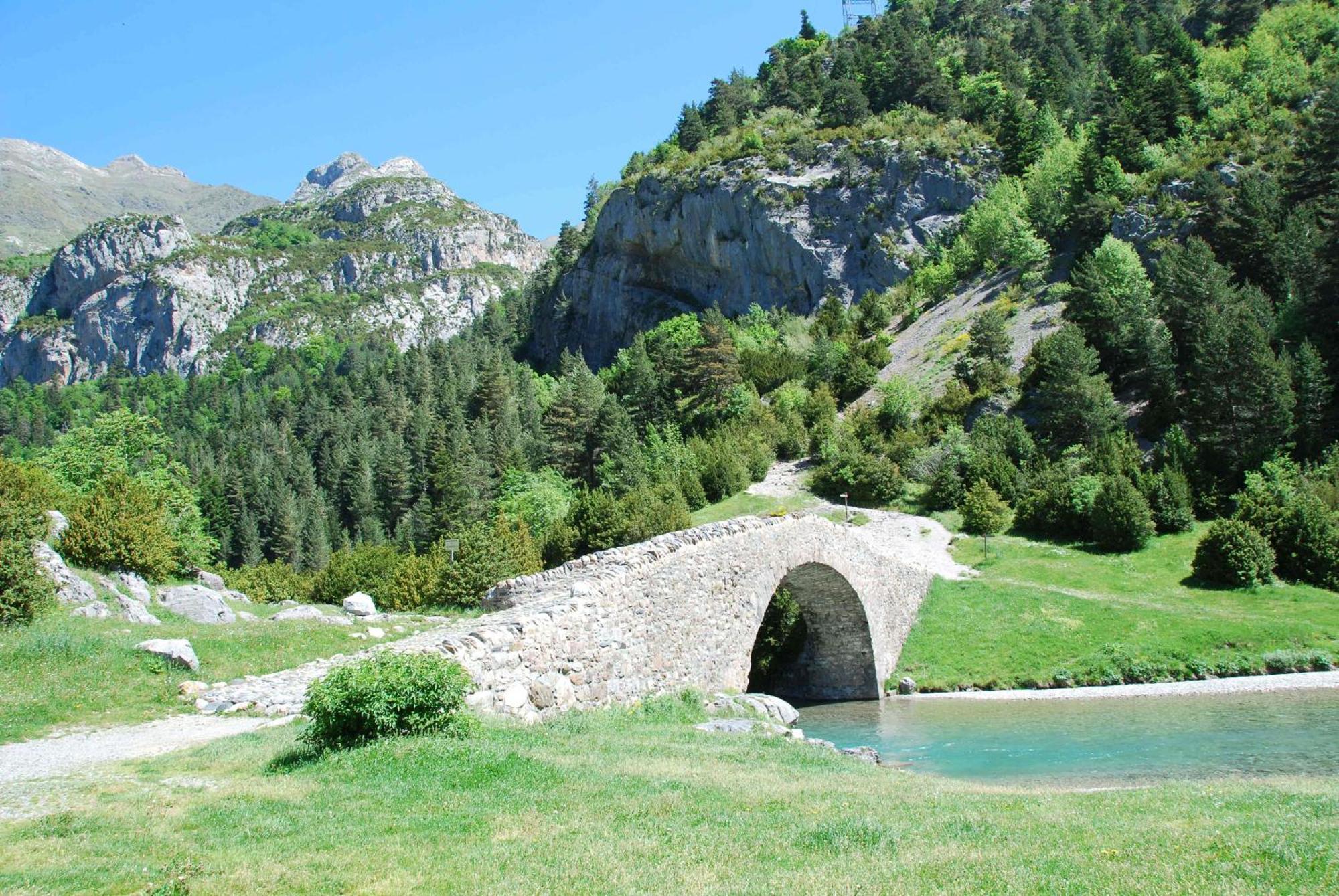 Hotel De Montana El Mirador Broto Zewnętrze zdjęcie