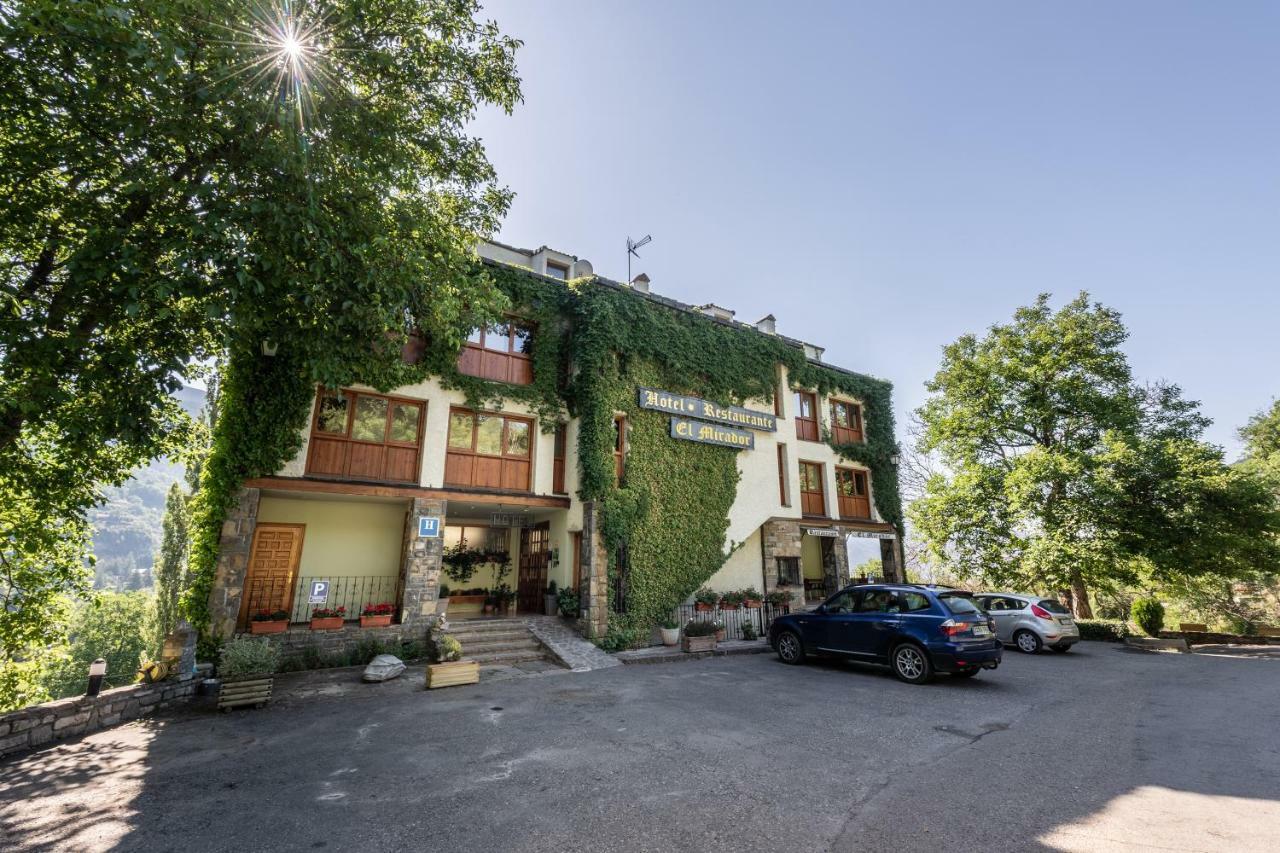 Hotel De Montana El Mirador Broto Zewnętrze zdjęcie
