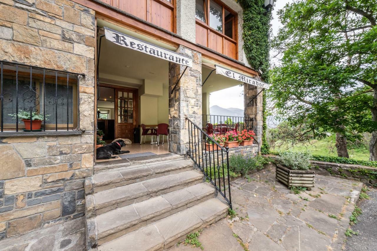 Hotel De Montana El Mirador Broto Zewnętrze zdjęcie